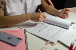 Cara Menghadapi Revisi Copywriting: Ubah Masukan Klien Jadi Copy yang Lebih Tepat