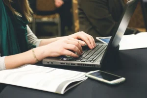 Latihan Copywriting untuk Pemula: 6 Drill Headline, CTA, Iklan, dan Landing Page